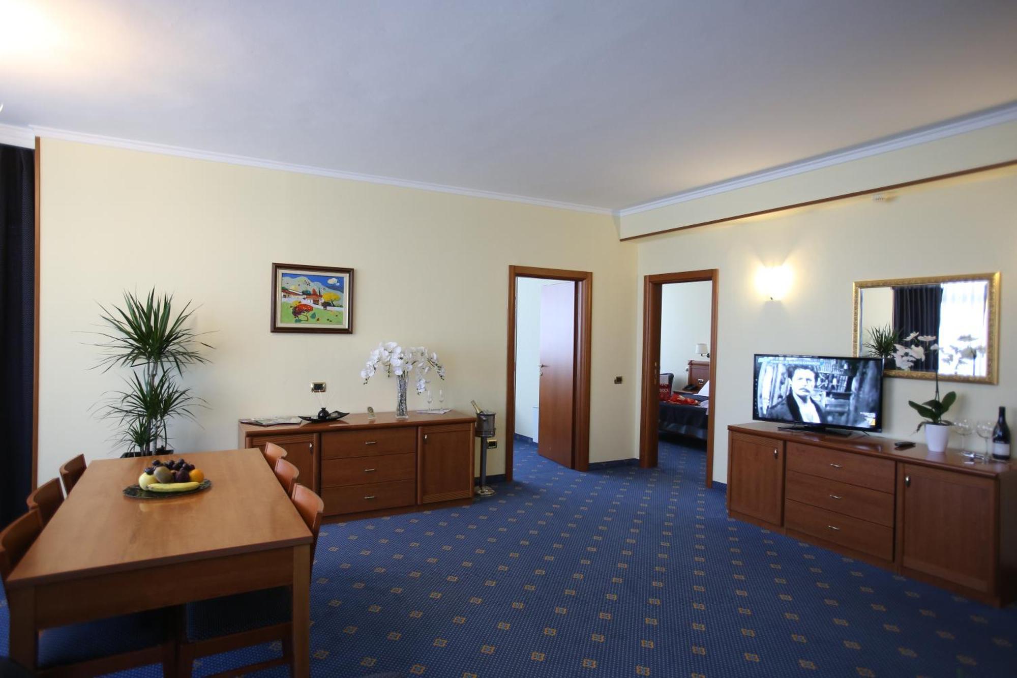 Hotel Continental Vore Bilik gambar