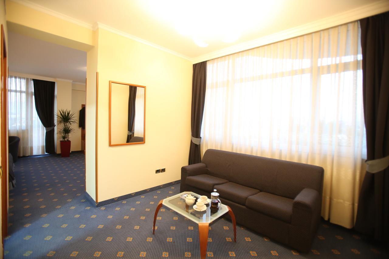 Hotel Continental Vore Luaran gambar