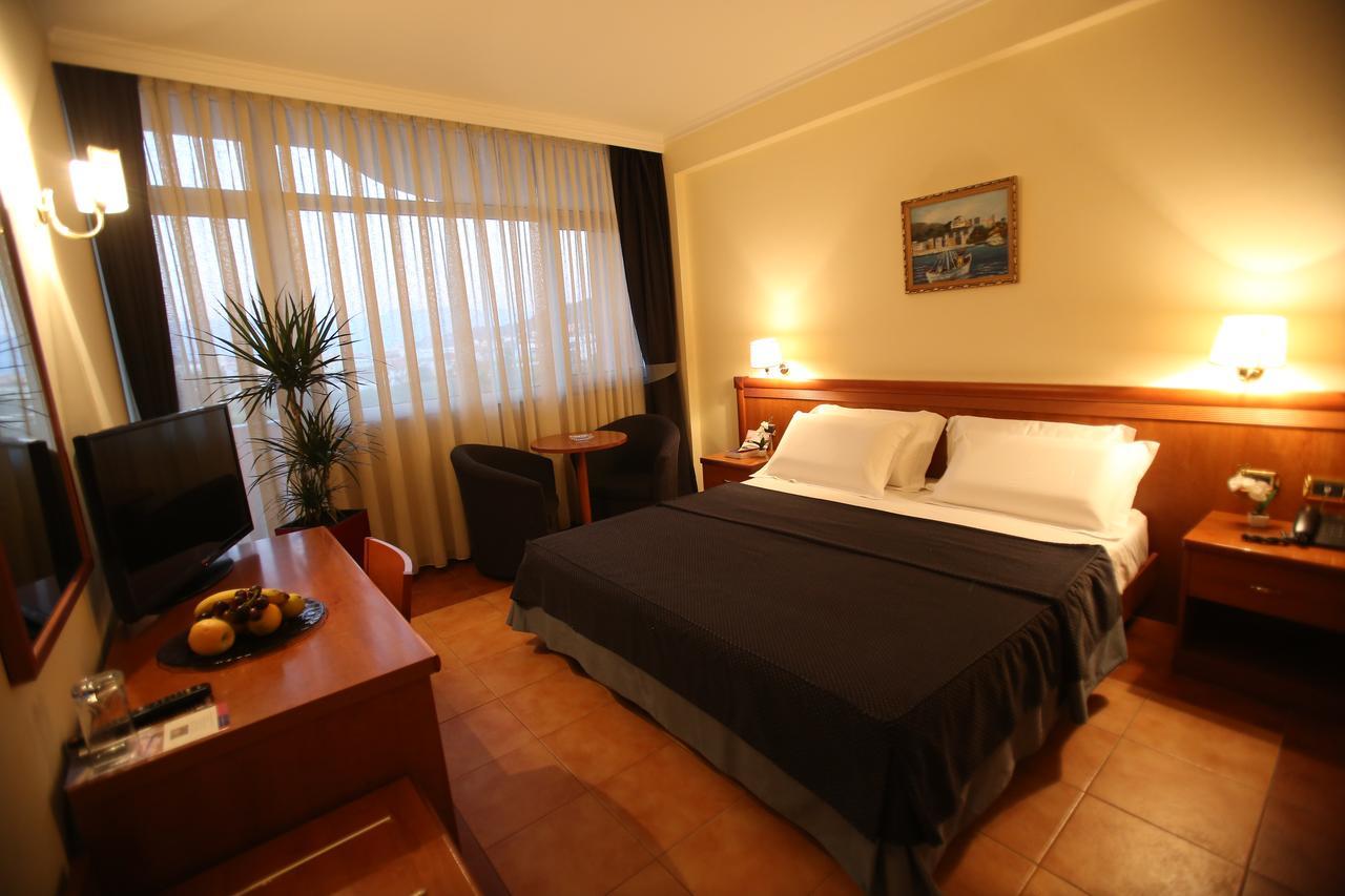 Hotel Continental Vore Luaran gambar